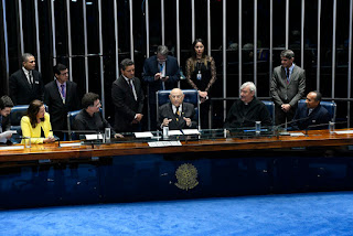 Siqueira Campos preside sessão especial no Senado Federal