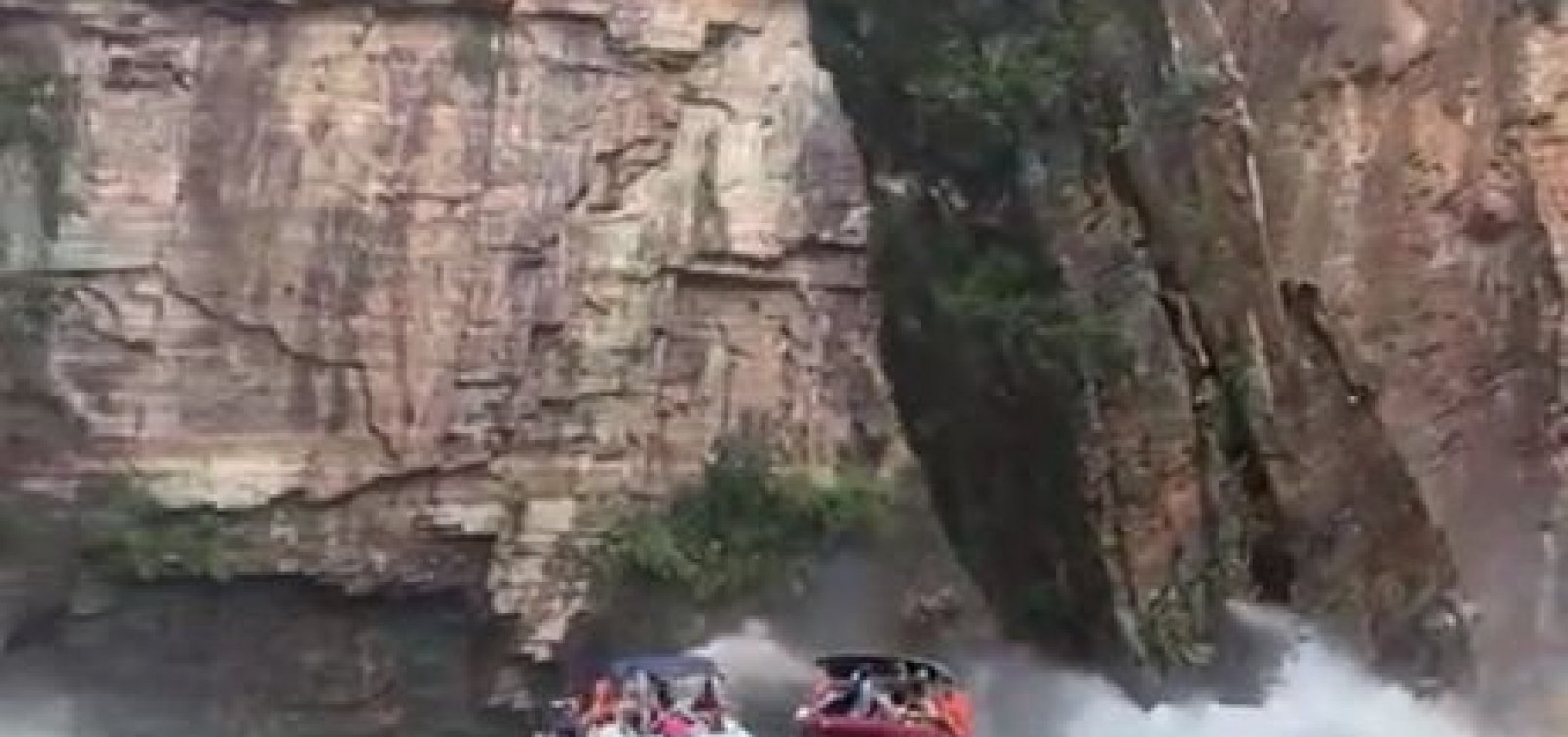 Acidente no cânyon da barragem de Furnas, em Capitólio-MG, alerta para respeito à segurança no Turismo