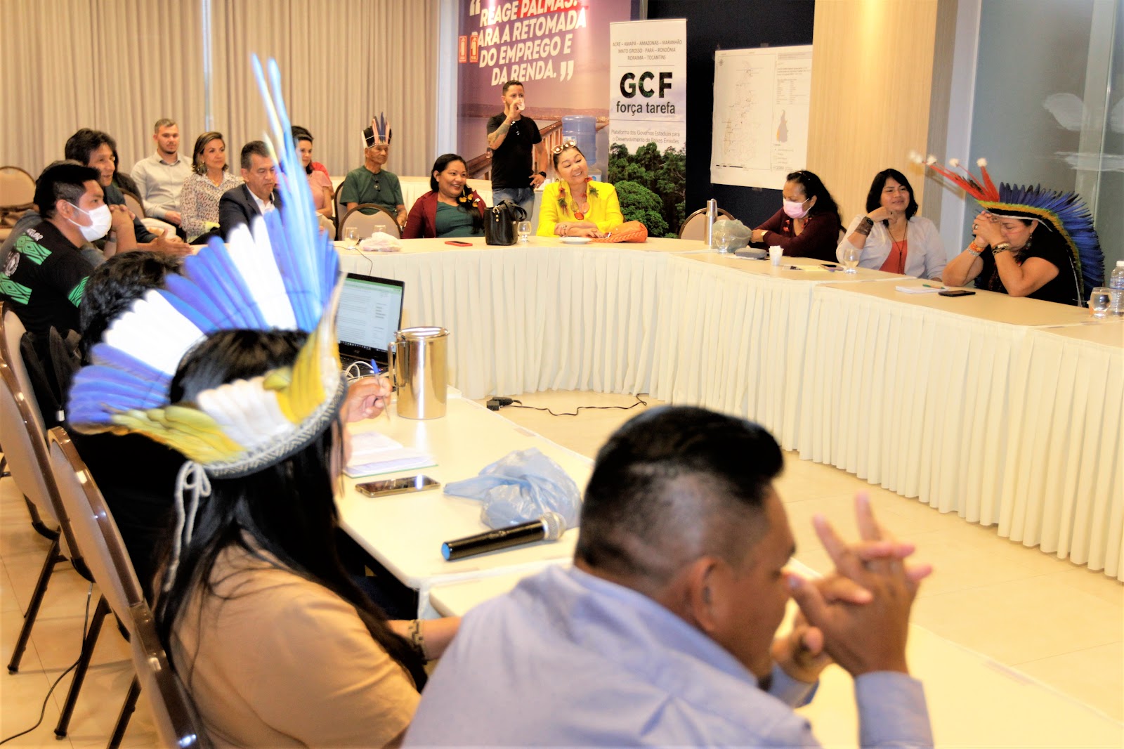 Lideranças indígenas debatem acesso a financiamentos internacionais e mercado de carbono