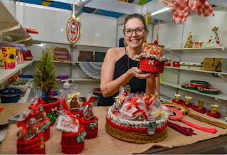 Artesanatos e comidas natalinas fazem diferença no Natal Cidade Encantada de Palmas