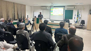 Tom Lyra promove palestra para integrantes da ADESG