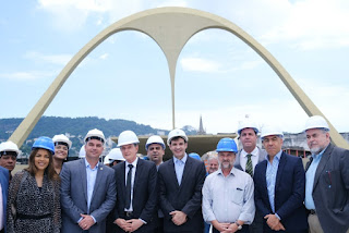 No Rio, ministro do Turismo anuncia recursos para reforma do Sambódromo