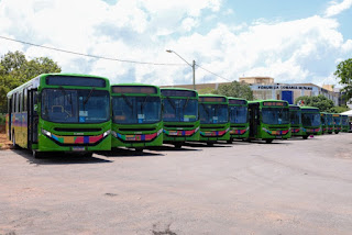 Prefeitura de Palmas entrega 30 novos ônibus e anuncia locação de mais 70