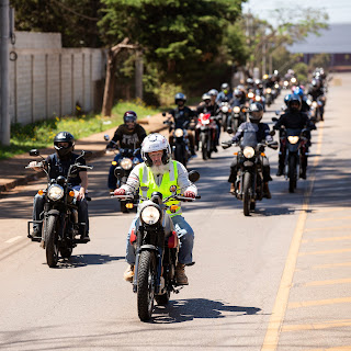 O sucesso do 1º Brumadinho MotoFest foi tão grande que o Vem pro Ride vai estender o evento para os quilombos da cidade, com muita gastronomia, arte música e dança
