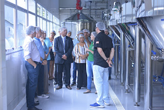 Governo do Estado leva representantes de entidades para experiência piloto de turismo industrial 