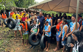 Senador Eduardo Gomes assiste largada do primeiro BoiaCross da Pedreira, em Lajeado