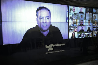 Projeto de Eduardo Gomes (MDB-TO) permite a contratação de artistas em campanhas eleitorais
