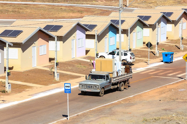 Habitação: 500 famílias recebem as chaves de suas novas casas em Palmas no Jardim Vitória I