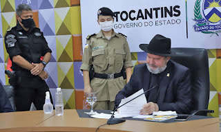 Governador promove mais de 1,6 mil militares e entrega armamento de ponta à corporação