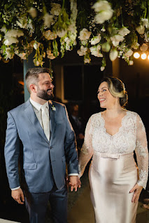 Cinthia Ribeiro oficializa casamento com o advogado Eduardo Mantoan